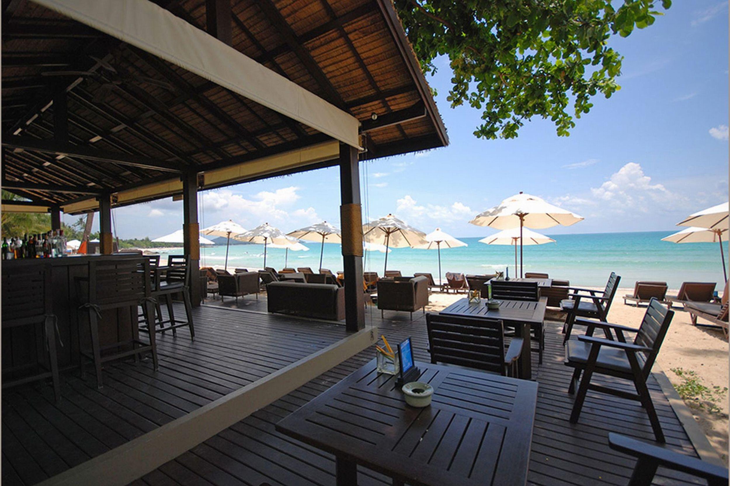 Impiana Beachfront Resort Chaweng Noi, Koh Samui Esterno foto